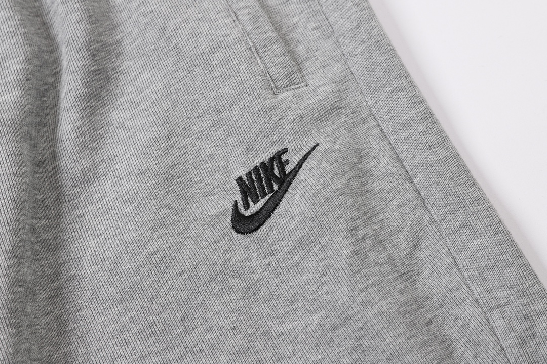 Nike Essential Fleece Short